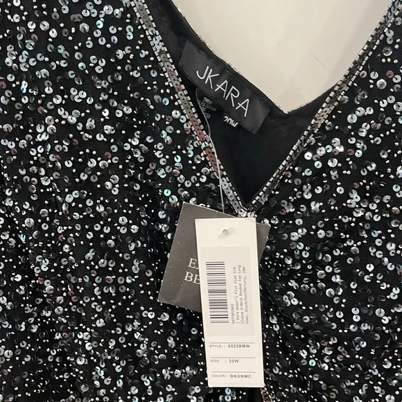 Full length formal dress size 20W - Picture 3 of 3